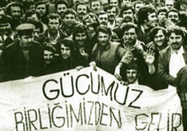 Mücadeleci Politika